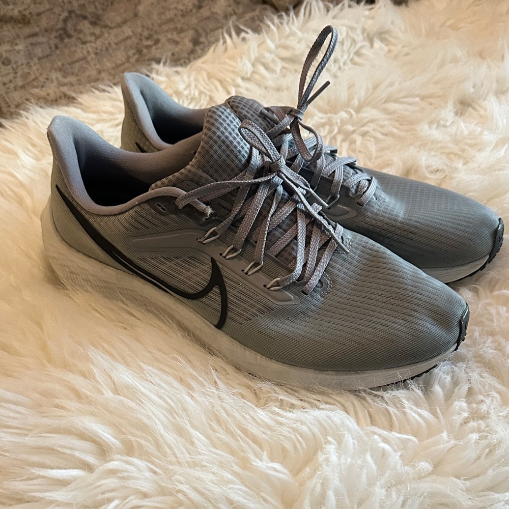 Nike Men's Athletic Shoes
